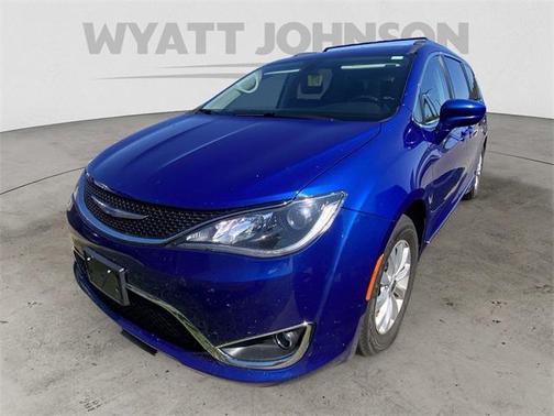 2018 Chrysler Pacifica Touring-L Plus