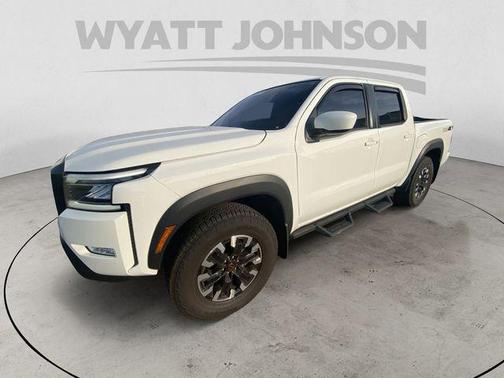 Glacier White 2024 Nissan Frontier PRO-4X