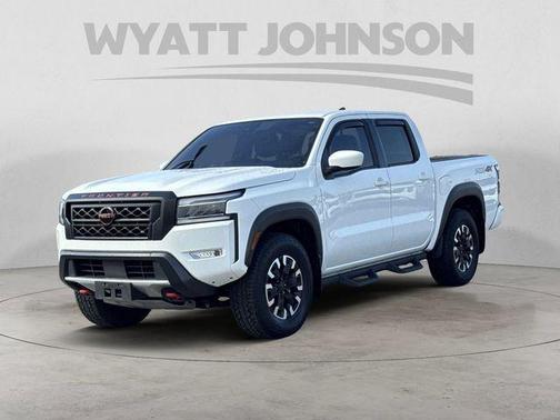 Glacier White 2024 Nissan Frontier PRO-4X