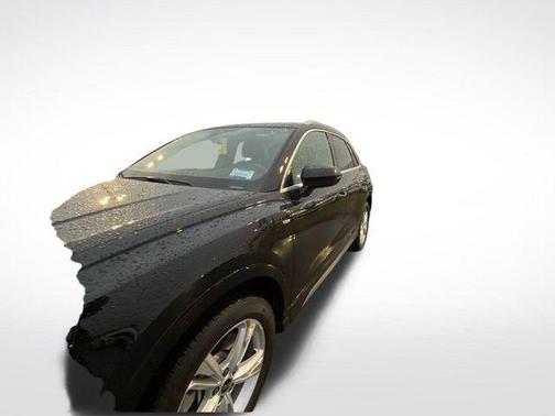 2022 Audi Q3 45 S line Premium Plus