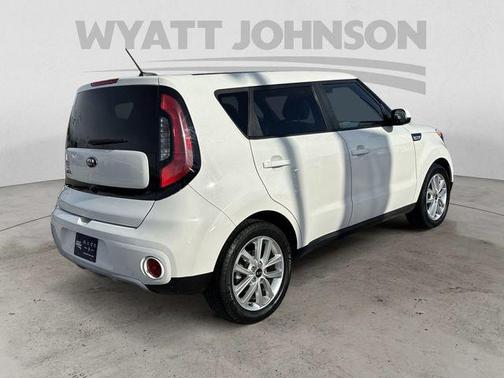 2019 Kia Soul +
