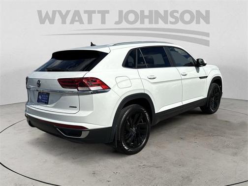 2023 Volkswagen Atlas Cross Sport 2.0T SE w/Technology 4MOTION