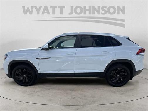 2023 Volkswagen Atlas Cross Sport 2.0T SE w/Technology 4MOTION