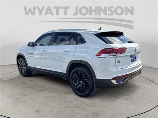 2023 Volkswagen Atlas Cross Sport 2.0T SE w/Technology 4MOTION
