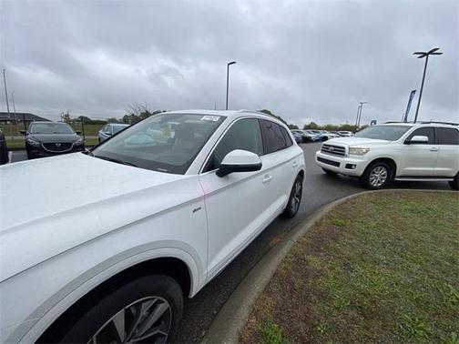 2022 Audi Q5 45 S line Premium Plus