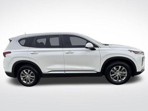 2019 Hyundai SANTA FE SE 2.4