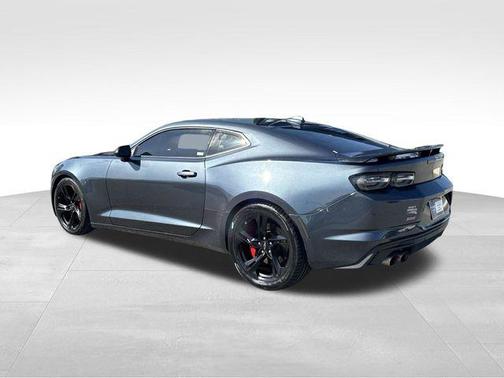 Shadow Gray Metallic 2021 Chevrolet Camaro 2SS