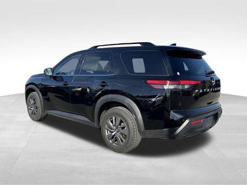 2024 Nissan Pathfinder SV FWD