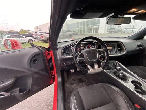 2015 Dodge Challenger SRT 392