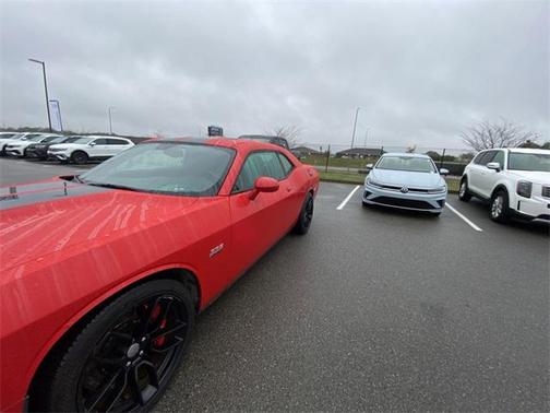 2015 Dodge Challenger SRT 392