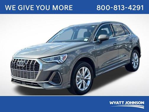 2025 Audi Q3 Premium 45 TFSI S line quattro Tiptronic