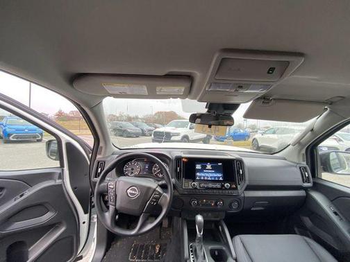 2025 Nissan Frontier S