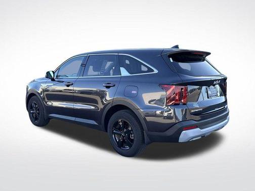 2025 Kia Sorento LX