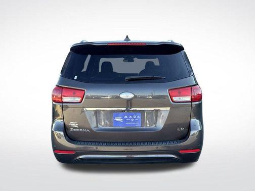 2017 Kia Sedona LX