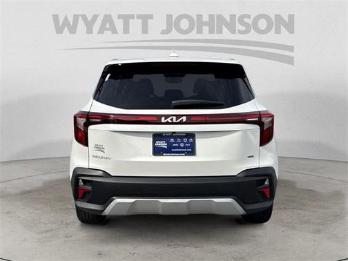 2025 Kia Seltos LX