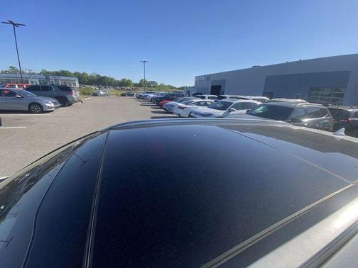 Snow White Pearl 2025 Kia Sorento Hybrid SX Prestige