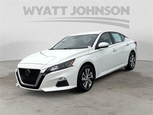 2022 Nissan Altima S FWD
