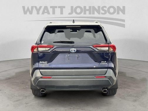 2020 Toyota RAV4 Hybrid XLE