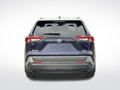 2020 Toyota RAV4 Hybrid XLE