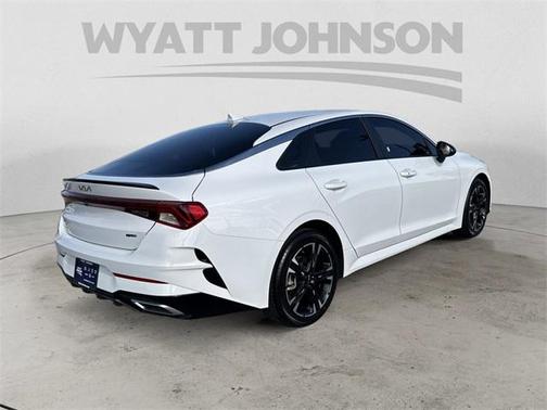 2023 Kia K5 GT-Line