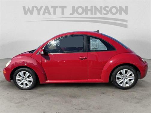 2010 Volkswagen New Beetle 2.5L