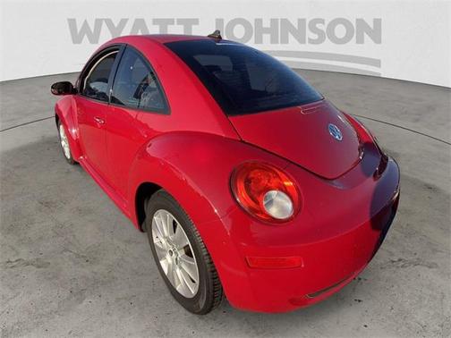 2010 Volkswagen New Beetle 2.5L