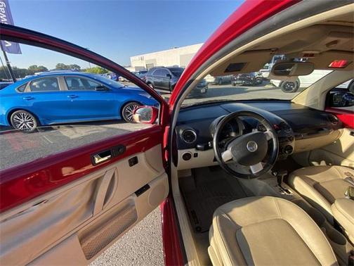 2010 Volkswagen New Beetle 2.5L