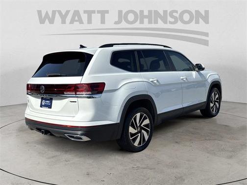 2024 Volkswagen Atlas 2.0T SE w/Technology 4MOTION