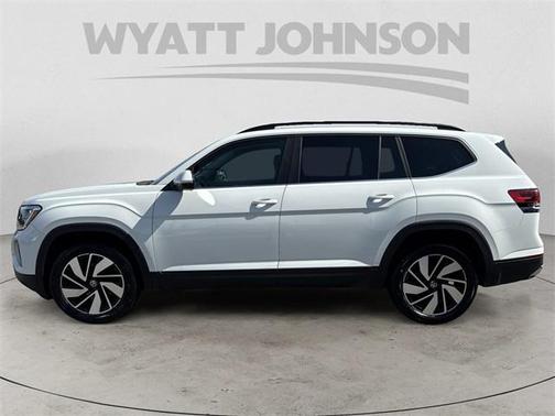 2024 Volkswagen Atlas 2.0T SE w/Technology 4MOTION