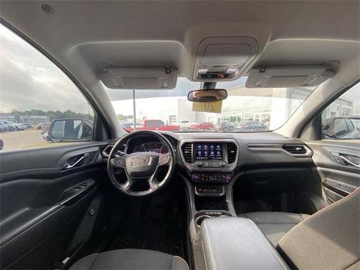 2020 GMC Acadia AWD AT4