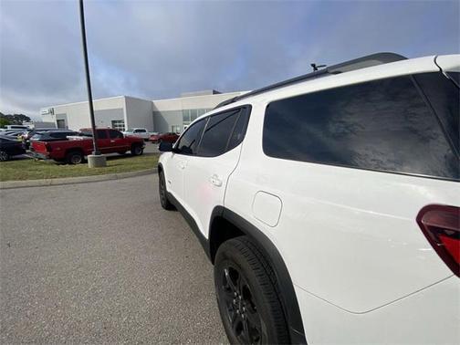 2020 GMC Acadia AWD AT4