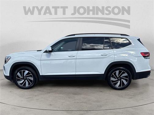 2024 Volkswagen Atlas 2.0T SE w/Technology 4MOTION