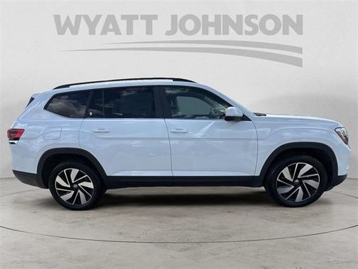 2024 Volkswagen Atlas 2.0T SE w/Technology 4MOTION
