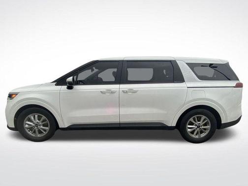 2022 Kia Carnival LXS