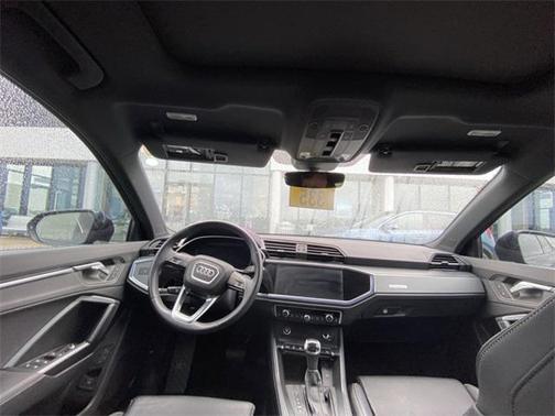 2023 Audi Q3 Premium 45 TFSI S line quattro Tiptronic