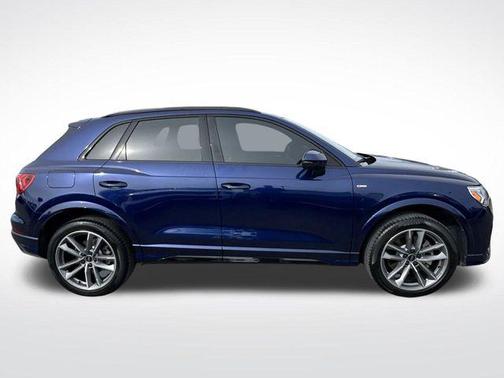 2023 Audi Q3 Premium 45 TFSI S line quattro Tiptronic