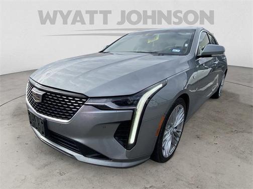 2023 Cadillac CT4 Premium Luxury
