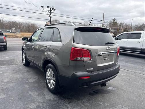 2011 Kia Sorento LX