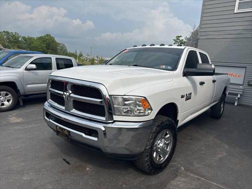 2016 RAM 2500 Tradesman 4x4 4dr Crew Cab 8 ft. LB Pickup