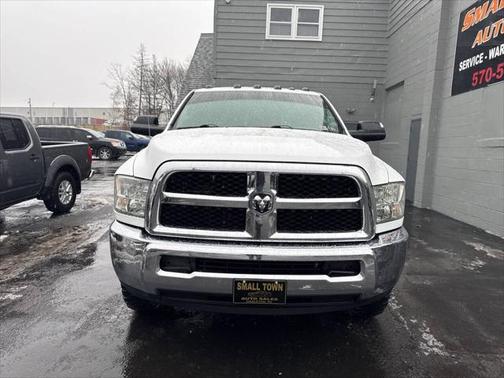 2016 RAM 2500 Tradesman 4x4 4dr Crew Cab 8 ft. LB Pickup