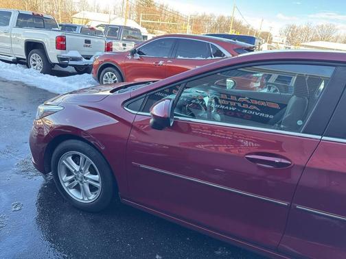 2017 Chevrolet Cruze LT