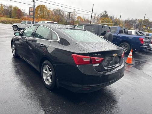 2017 Chevrolet Malibu 1LS