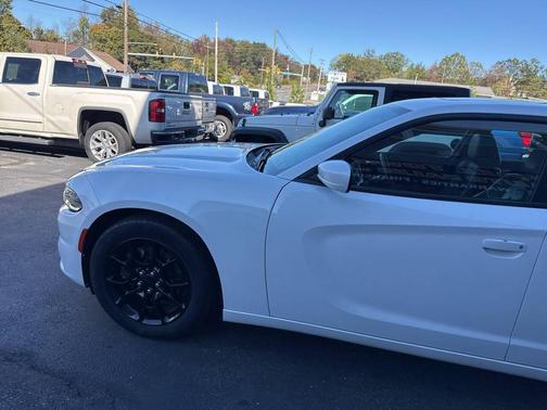 2015 Dodge Charger SXT