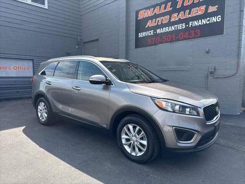 2016 Kia Sorento LX