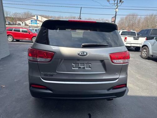 2016 Kia Sorento LX