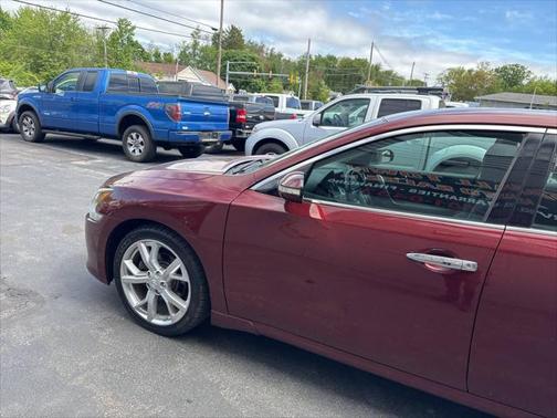 2012 Nissan Maxima SV