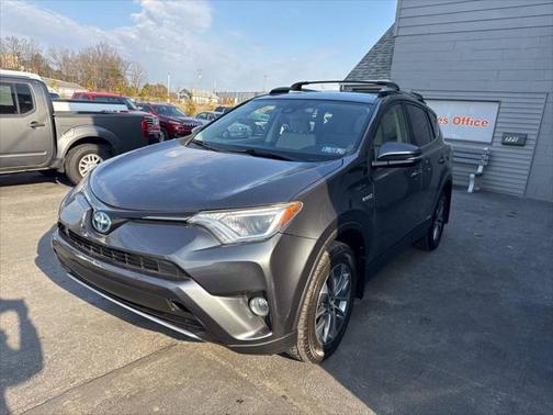 2017 Toyota RAV4 Hybrid XLE