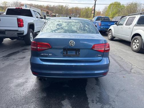 2015 Volkswagen Jetta Auto SE w/Connectivity