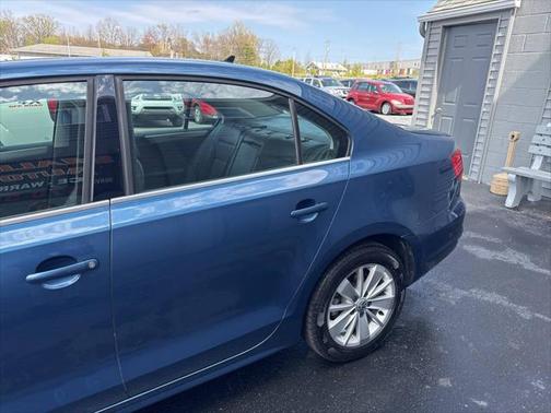 2015 Volkswagen Jetta Auto SE w/Connectivity