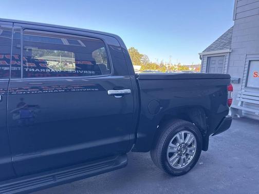 2014 Toyota Tundra Platinum